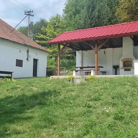 Holiday home In - Chotebor 1393 Bezdekov (Pardubice)