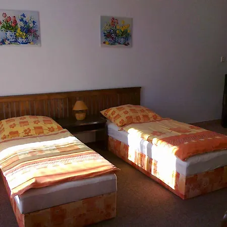 Holiday home In - Chotebor 1393 Bezdekov (Pardubice)
